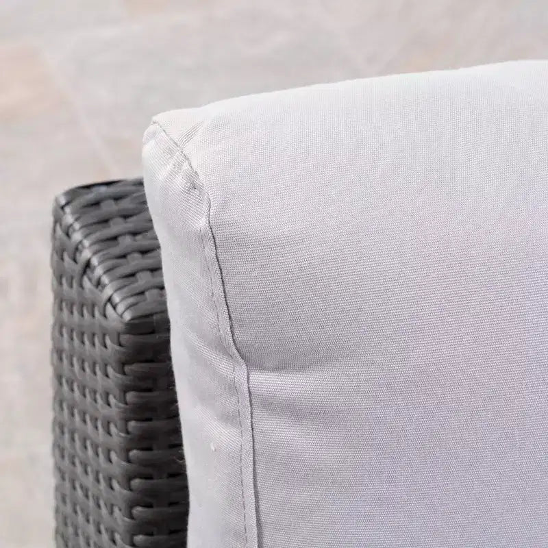 Set Divano Sezionale in Vimini da 9 pezzi Santa Rosa: Struttura in Alluminio e Resistente all'Acqua - Christopher Knight Home