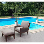 Set 2 pz. poltrona club e pouf Courtyard Casual Bermuda in teak FSC Include: Una poltrona club e un pouf