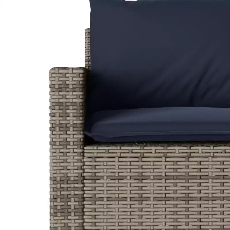 vidaXL Set da pranzo da esterno per patio 2 pezzi in polyrattan con cuscini Divano a 3 posti e tavolo in legno di acacia - Grigio/Blu scuro