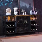 Mobile bar industriale con portabottiglie e mensole