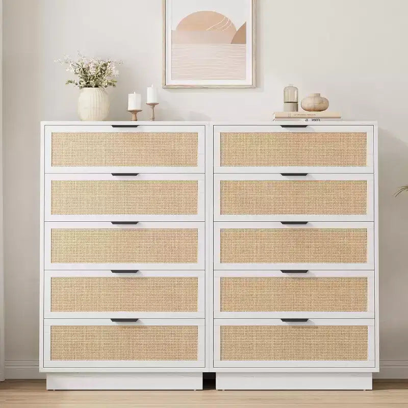 Cassettiera a 5 cassetti in rattan con struttura in legno