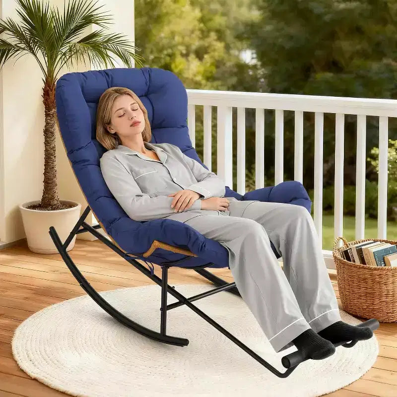 COZONY Set di 2 poltrone Papasan a dondolo, oversize con poggiapiedi, cuscino spesso rimovibile, struttura in metallo, rattan PE, per patio, portico, giardino, soggiorno