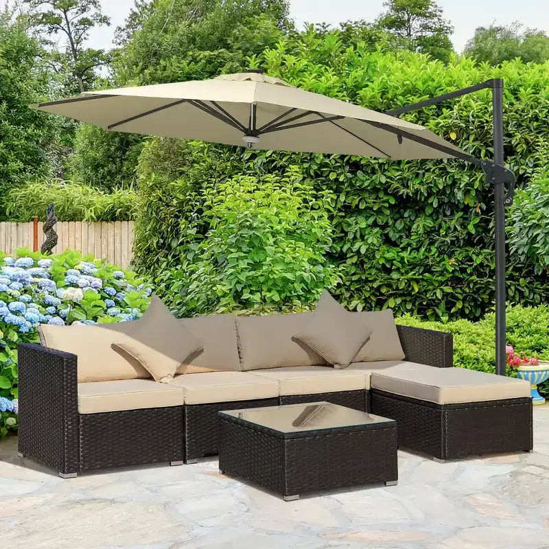 Set di divani Outsunny a 6 pezzi in rattan PE da esterno, set di mobili da conversazione componibili in vimini per patio con cuscini e tavolino da caffè