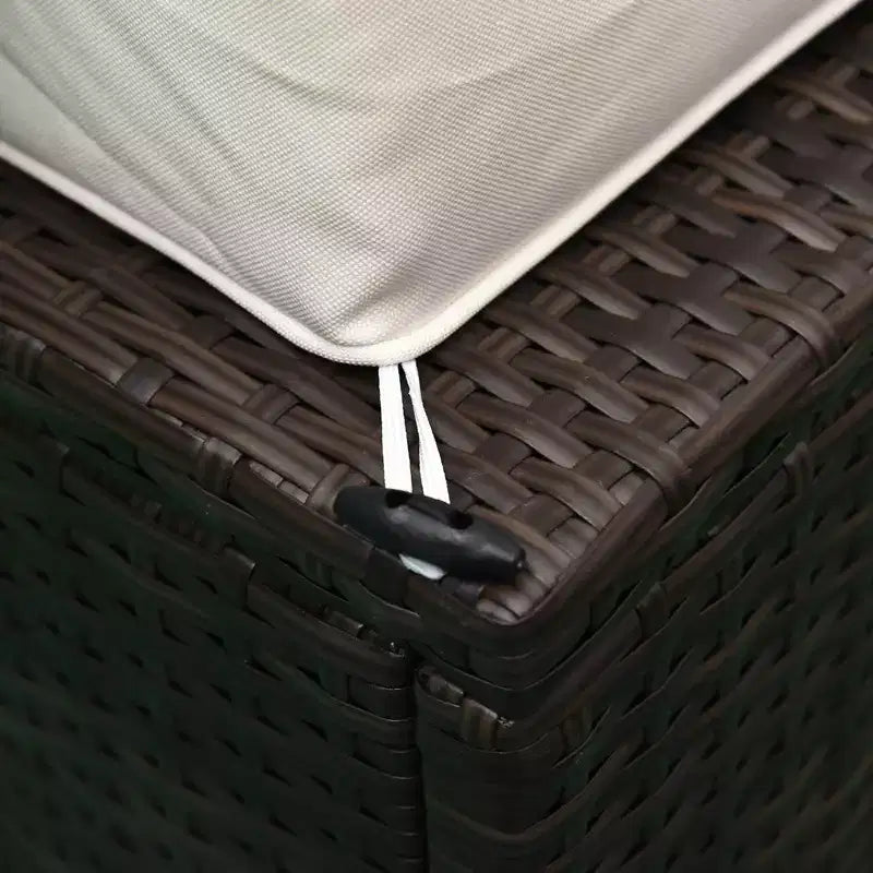 Set di divani Outsunny a 6 pezzi in rattan PE da esterno, set di mobili da conversazione componibili in vimini per patio con cuscini e tavolino da caffè