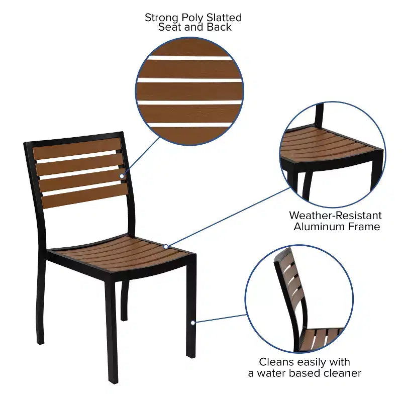Merrick Lane Set da Pranzo da Esterno Cinque Pezzi in Finto Teak - Tavolo, Due Sedie Club Impilabili Senza Braccioli, Ombrellone Grigio da 2,7 m e Base